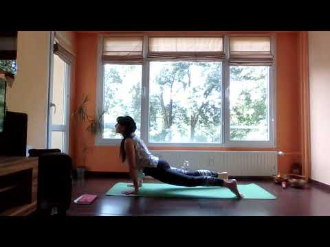 Видео: Йога за Фазата на Новолуние   бавен комплекс