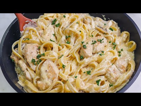 Видео: Я никогда не ел такой вкусной пасты! Куриный феттучини Альфредо Рецепт