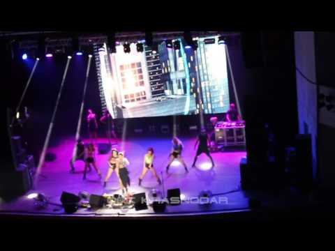 Видео: Нюша - Чудо, Выше | Анапа 4.08.16