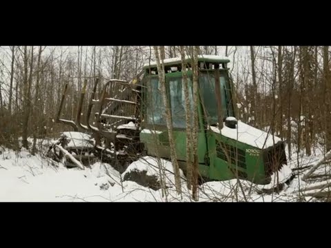 Видео: Спасение Болотного Трелёвочника "Форвардера" из Заболоченной местности