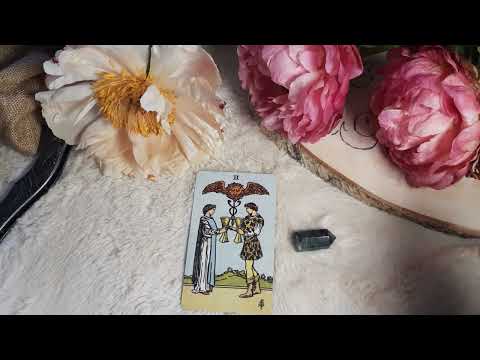 Видео: Топ "глупых" вопросов таро! Что не стоит спрашивать у карт