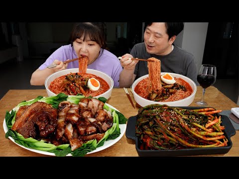 Видео: Тушеная свинина, приправленная колой от мужа🍖Острая лапша от меня Мукбанг.