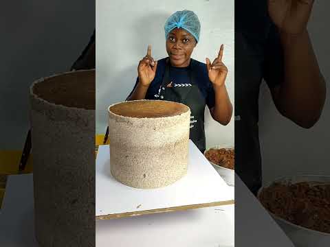 Видео: Как покрыть торт крошкой? | Как покрыть торт крошкой?