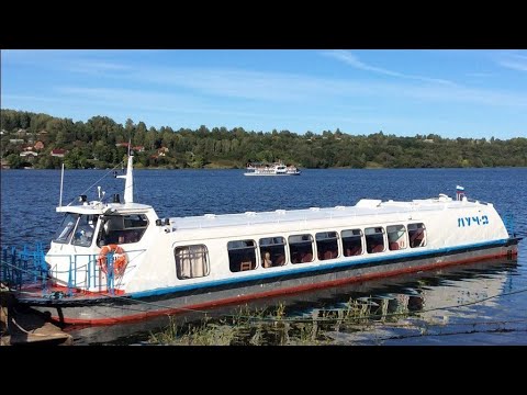 Видео: Теплоход. ,,Луч "'. на. берегу