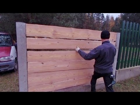 Видео: Деревянный забор из необрезной доски. Дёшево и красиво.