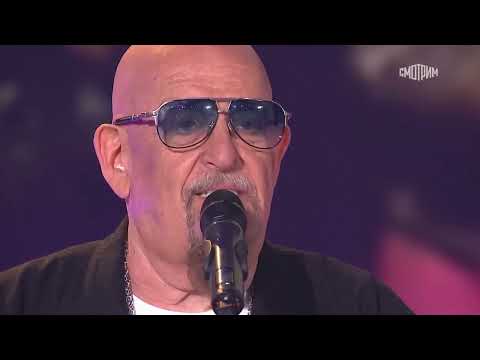 Видео: Михаил Шуфутинский - Белые Розы | Привет, Андрей | памяти Юры Шатунова