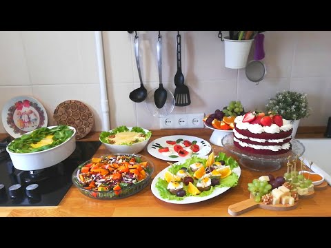 Видео: ПРАЗДНИЧНЫЙ СТОЛ НА 8 МАРТА, ДЕНЬ РОЖДЕНИЯ или любой другой праздник! Торт Красный Бархат