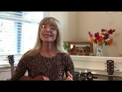 Видео: как играть Народные песни на Ukulele ( easy)3-5 аккордов.