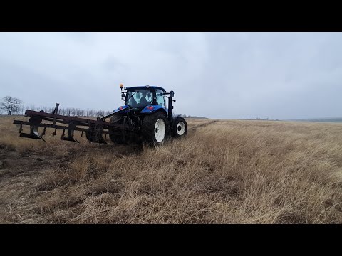 Видео: ЖАХЛИВI УМОВИ ДЛЯ ОРАНКИ.МОДЕРНIЗОВАНИЙ ПЛУГ З ГРЕБЕНКОЙ З NEW HOLLAND T6050