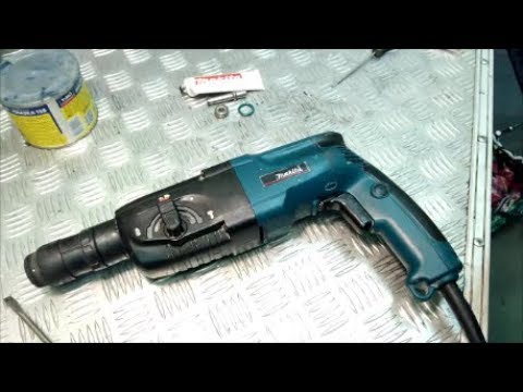 Видео: КАК снять переключатель? Перфоратор MAKITA HR2450T пропал удар ,- замена бойка и кольца поршня