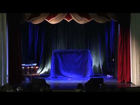 Видео: Парафія Святой Тройцы (Глыбокае). Сцэнка «Прыгоды дзяўчынкі Яны ў ноч Божага Нараджэння".