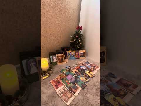 Видео: Обща Таро прогноза за зодия Везни 2025 година