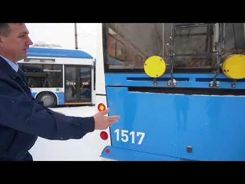 Видео: «Знаю пассажиров в лицо»: один день с водителем троллейбуса №23