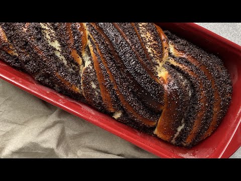 Видео: Слишком маковый рулет. Рецепт дрожжевой плетенки с маковой начинкой