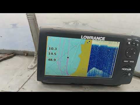 Видео: Казанка 2М + Honda BF50 (первый заезд,замер скорости на 2х разных винтах)