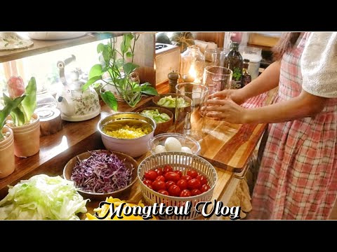 Видео: Vlog | Неделя салата, упаковка салатов 🍅 Летняя уборка сада, свежие кимчи