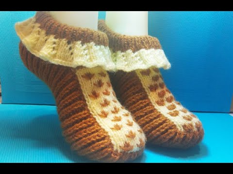 Видео: #537 ТАПОЧКИ СПИЦАМИ С РЮШЕМ. МАСТЕР КЛАСС.