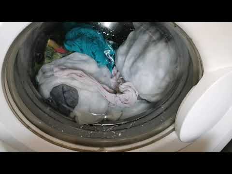 Видео: Стиральная машина indesit Wisl 105: Быстрая стирка цветных тканей 40° 800 об/мин + доп полоскание