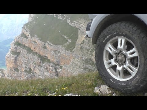 Видео: Для хорошего настроения - из Чегемского ущелье в Баксанское, через окрестности горы Лха