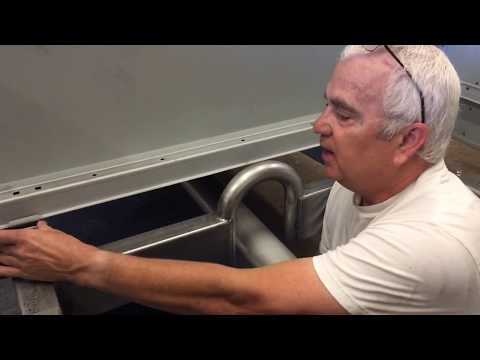 Видео: Установка кузова в мой пикап Chevrolet 53 года