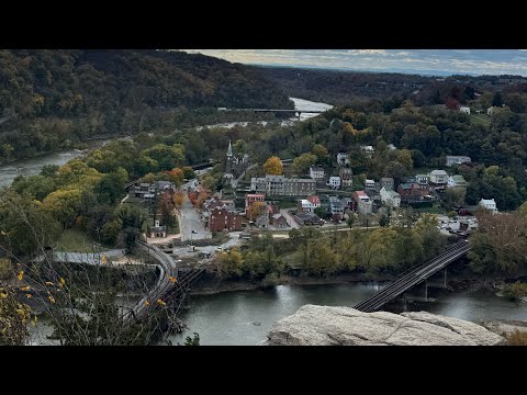 Видео: здесь живёт меньше 300 человек || Харперс Ферри || идём прощаться с осенью 🍂🍁