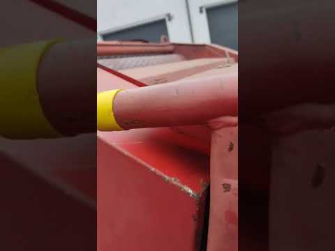 Видео: Работа механизмов обмотки шпагатом и обвязки сеткой в пресс-подборщике Вельгер РП 12.
