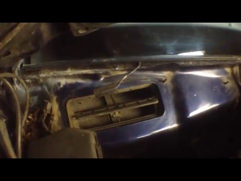 Видео: Как вода попадает в фильтр салона мерседес w220