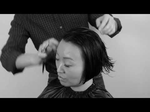Видео: Мини мастер-класс. Как правильно стричь каре (градуировку)