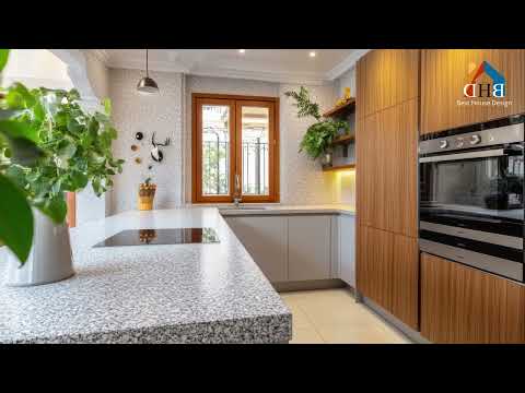 Видео: Современная небольшая кухня, столовая и гостиная 2025 года с роскошными черными акцентами и идеям...