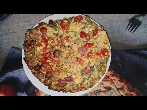 Видео: Яичница с сосисками и помидорами