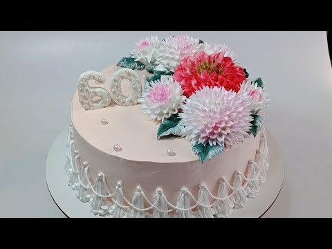 Видео: Торт на юбилей для женщины 🎂 💐