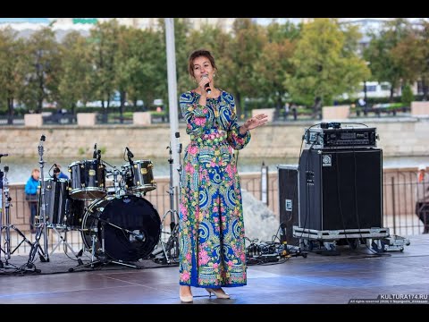 Видео: Татьяна Пермякова - Мамин старенький дом (Песня города 2020 г).