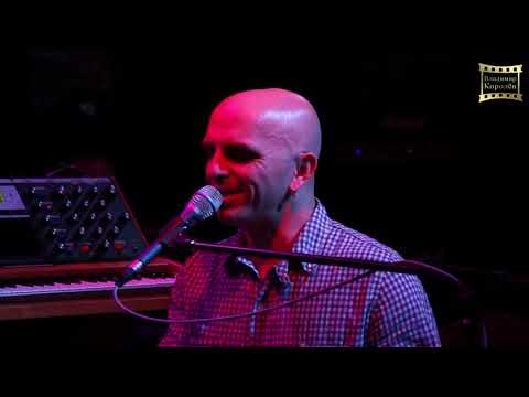 Видео: Александр Шоуа - Солнце над моей головой