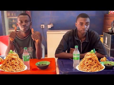 Видео: ЕДА: ПЕРВЫЙ, КТО СЪЕСТ БОЛЬШУЮ ТАРЕЛКУ ЛАПШИ И БУТЫЛКУ СПРАЙТА, ​​ПОЛУЧИТ ДОМОЙ 1000 ДОЛЛАРОВ