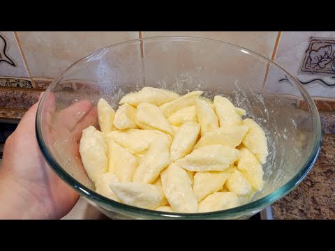 Видео: Мамины ЛЕНИВЫЕ ВАРЕНИКИ с творогом! Никакой лепки! Всё очень просто, быстро и вкусно!