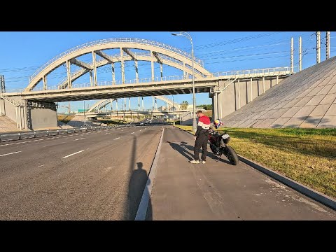 Видео: Хачатуряна - Дубнинская , шесть часов после открытия.