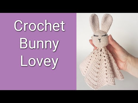 Видео: Как связать крючком милого зайчика, вязаное крючком защитное одеяло [Crochet Lovey]