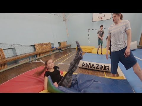 Видео: Научилась делать сальто за 1 час