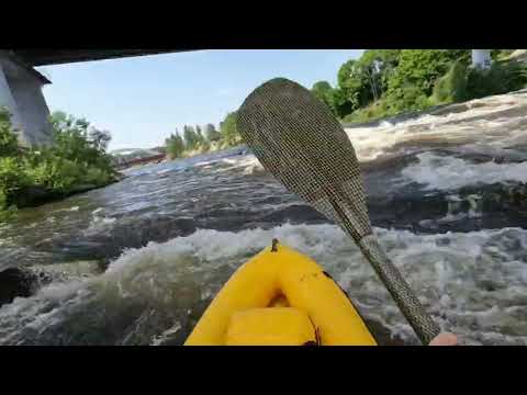 Видео: Школа бурноводного пакрафтинга / улово - струя / выход и заход