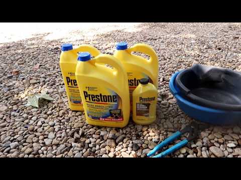 Видео: Промывка и заправка радиатора Ford Ranger 2001 года