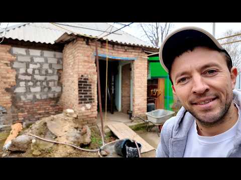 Видео: ЖЕНА В ШОКЕ ОТ РЕМОНТА НА КУХНЕ ! ДЕД СОШЕЛ СУМА ПЕРЕЕЗЖАЮ ЖИТЬ В САРАЙ