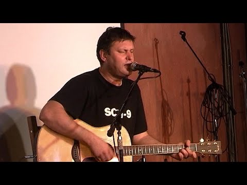 Видео: ЧЁРНЫЙ ЛУКИЧ - Концерт в НИИКуДа-1ч. 16.08.2009, Новосибирск.