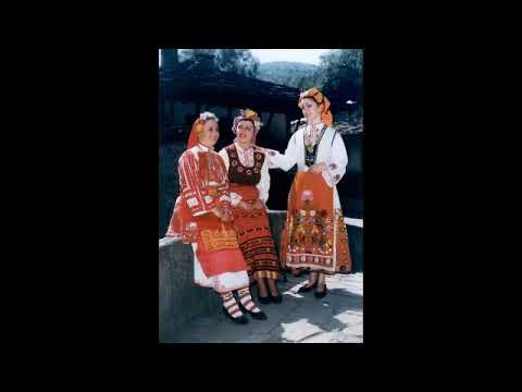 Видео: Снощи седенки кладохме - изп. вокално трио при ФФ ,,Здравец'' гр.  Габрово