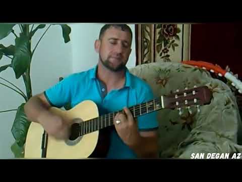 Видео: Хусейн Горчханов Как Он Красиво Поет На Гитаре По Ресторанам