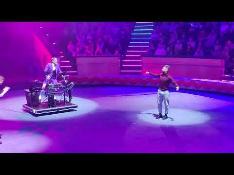 Видео: Circus. Клоун Акула. Dance Battle.