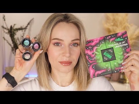 Видео: Обзор и сравнение новой палетки Beauty Bomb "The hole of universe" со спарклами SHIK