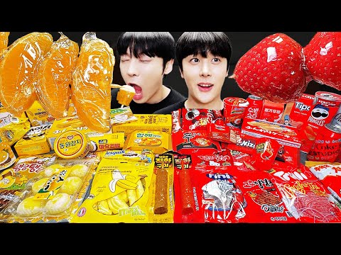 Видео: АСМР МУКБАНГ медовое желе галактики, конфеты, десерты (красная или желтая еда, лапши, мороженое)