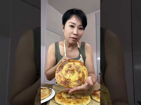 Видео: ❤️Ароматные слоёные лепёшки👌#оченьвкусно #рецепты 