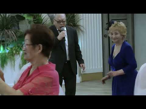 Видео: Поёт Владимир Шин