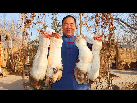 Видео: Коровьи кабачки, приготовленные с грязью! Завернутые в листья лотоса, супер ароматные!